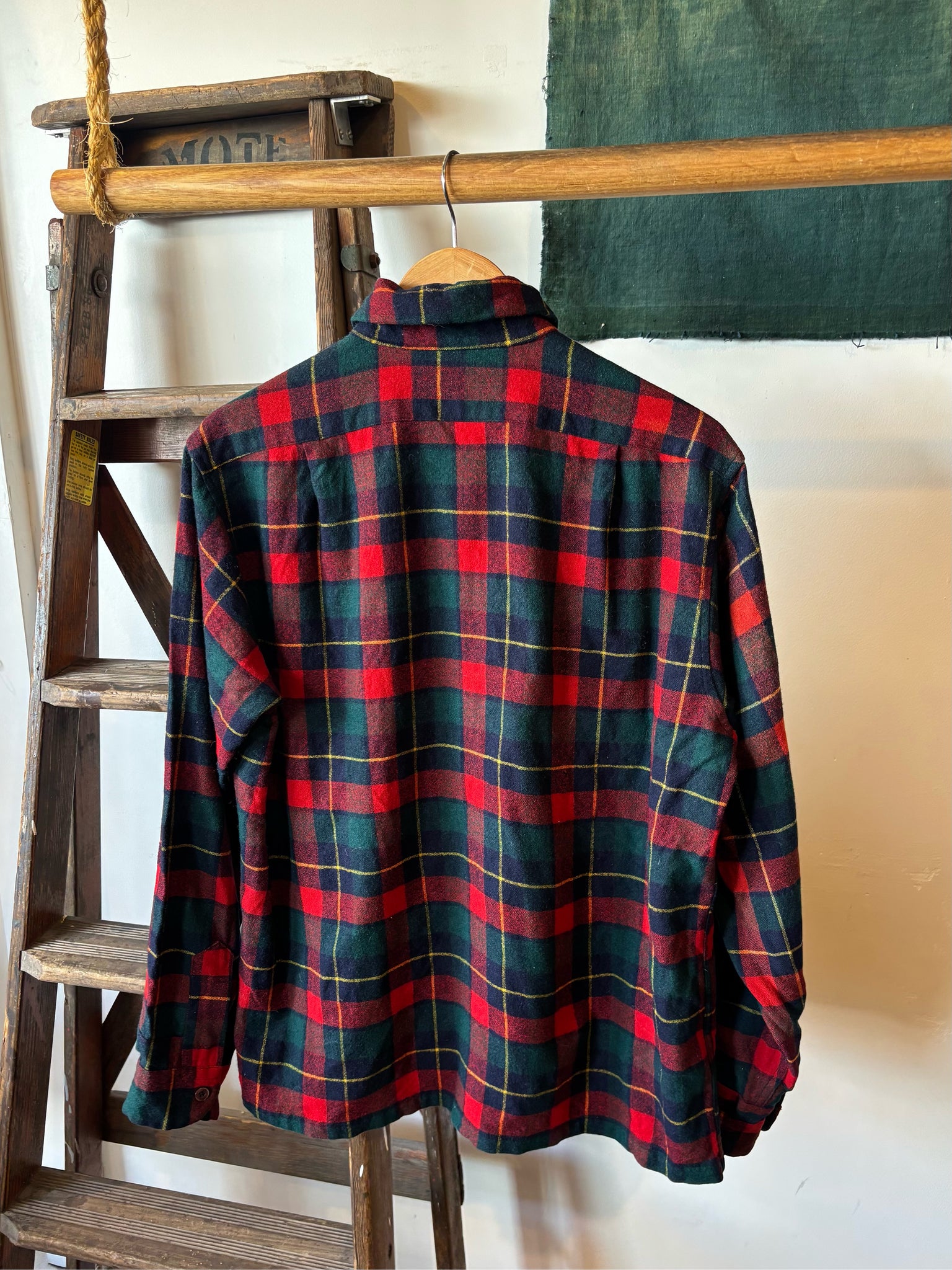 60s-early 70s Pendleton Red/Green Checked Shirt - L