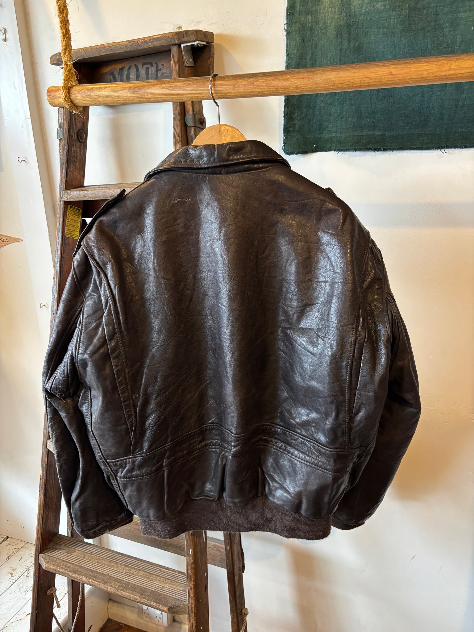 Schott BrownLeather Flight Jacket - XL