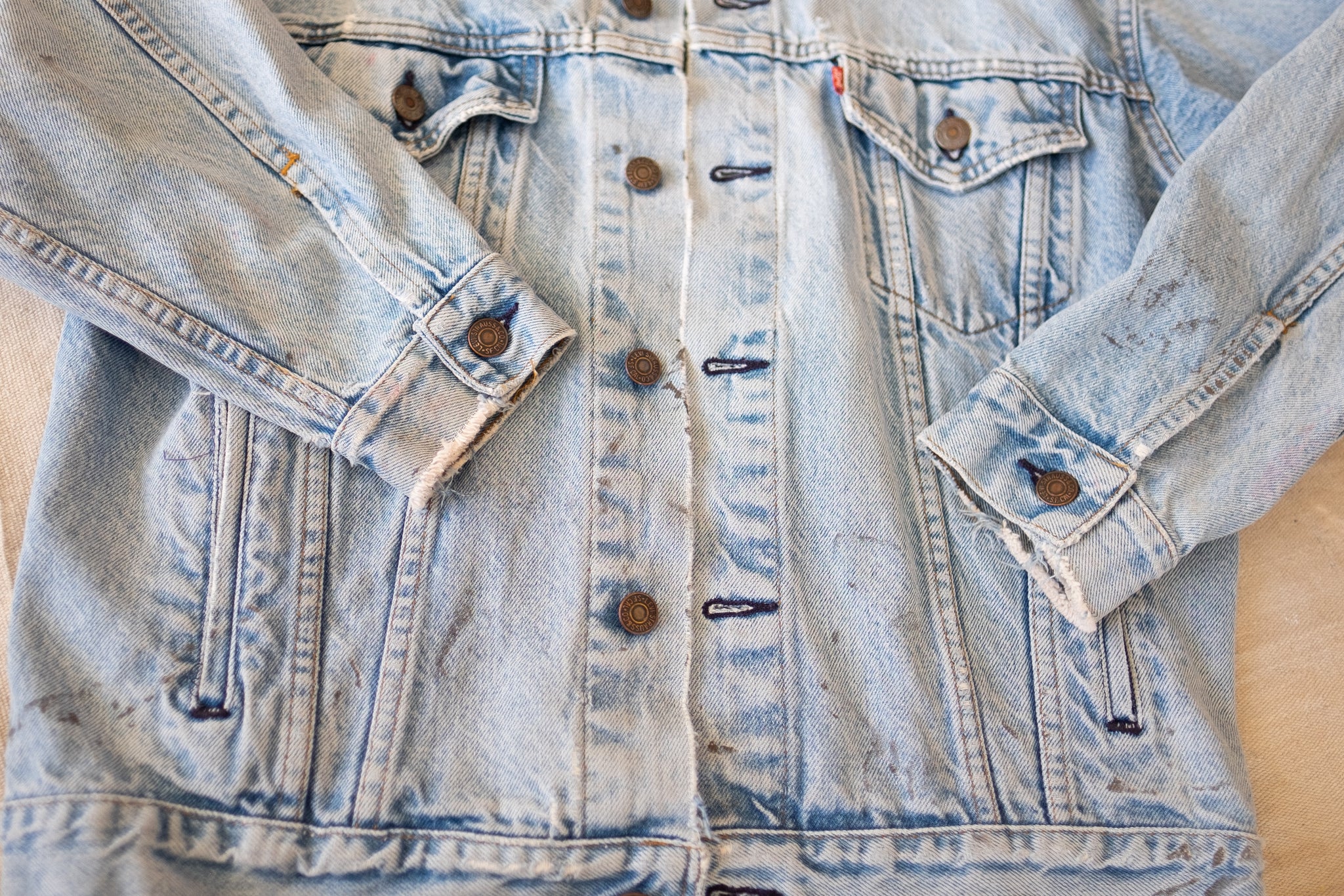 Light Blue Levi's Denim Jacket with contrast collar